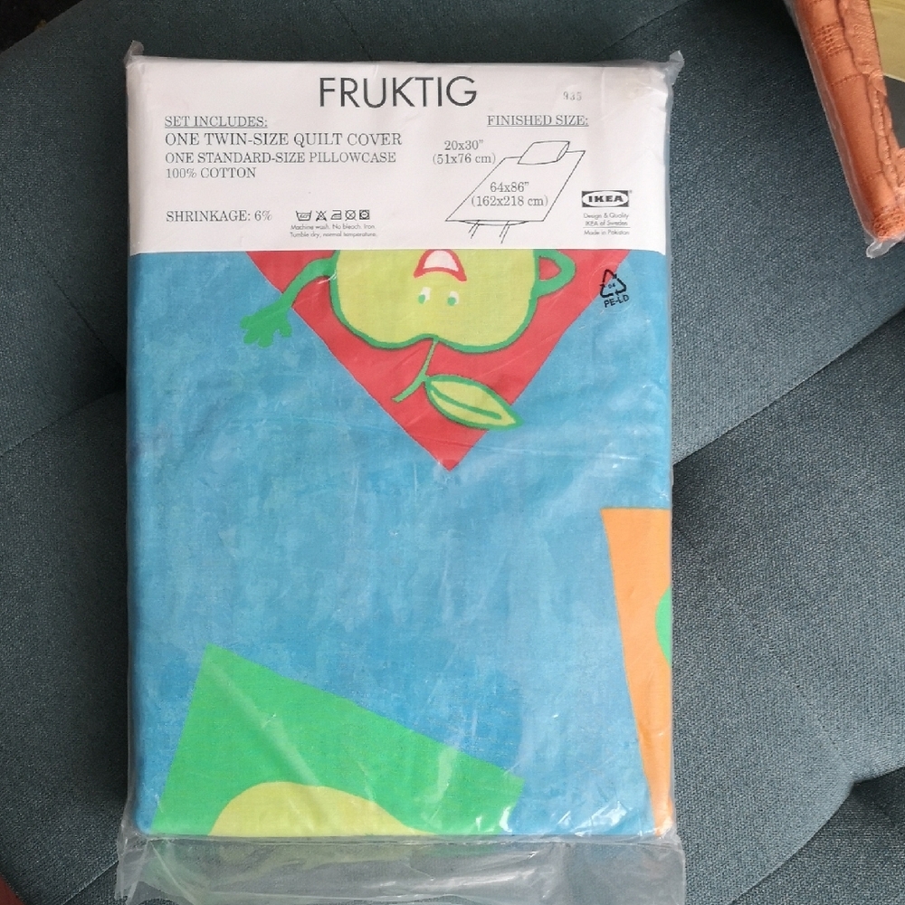 IKEA Fruktig Colorful Quilt Cover & One Case New Old Stock Anthropomorphic Fruit
